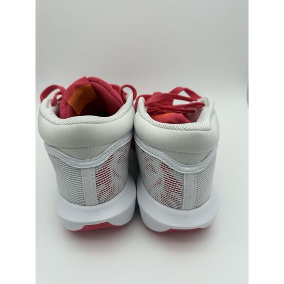 Nike LeBron Witness VIII White/Aster Pink Men’s 9, Women’s 10.5 NEW